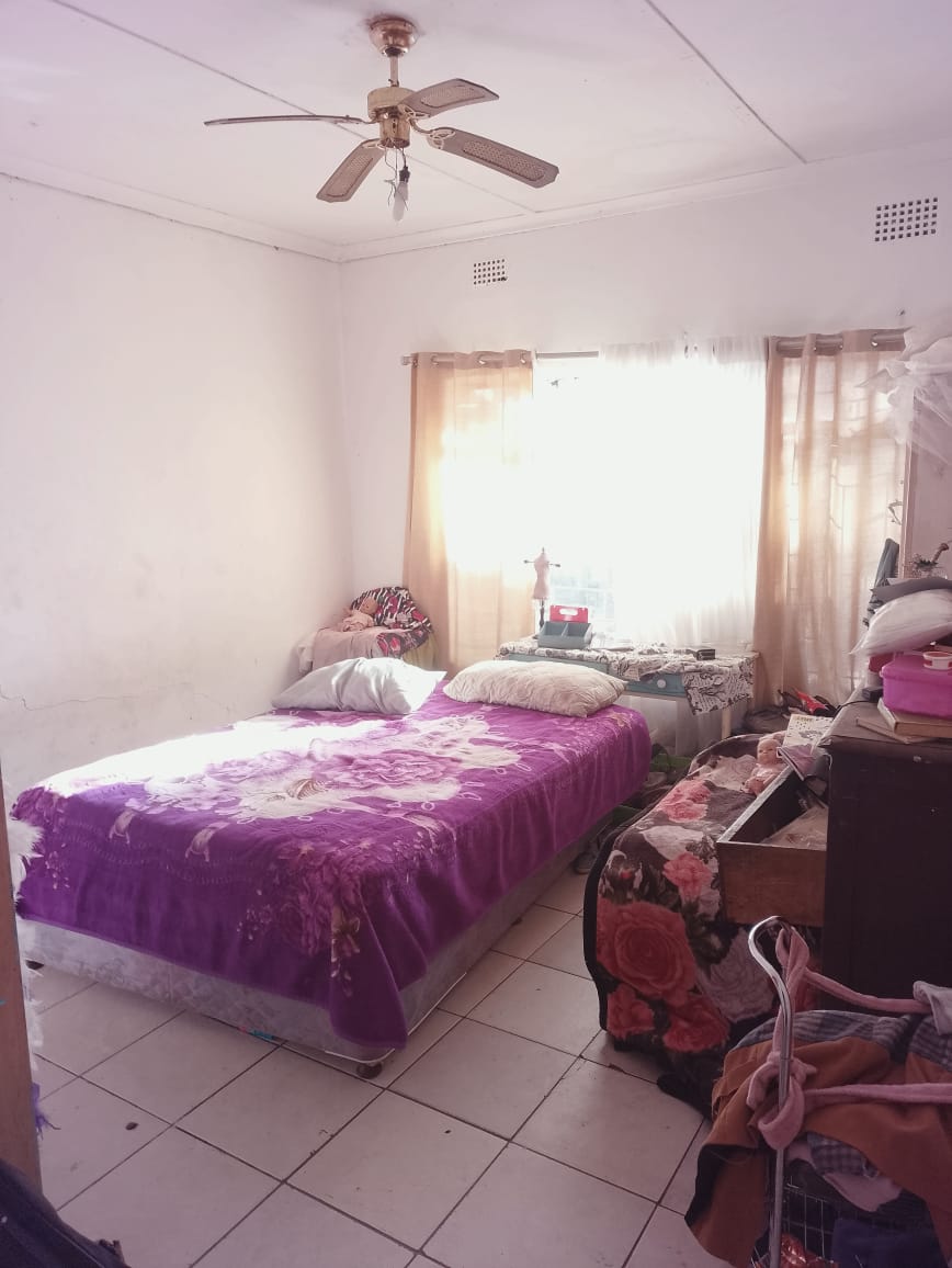 5 Bedroom Property for Sale in Oos Einde North West